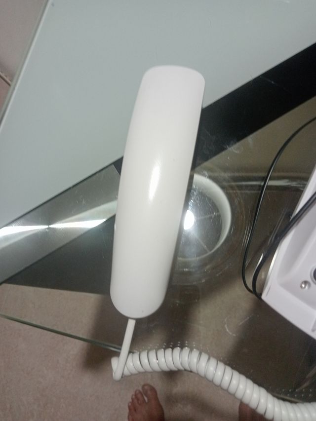 Teléfono DAewoo blanco