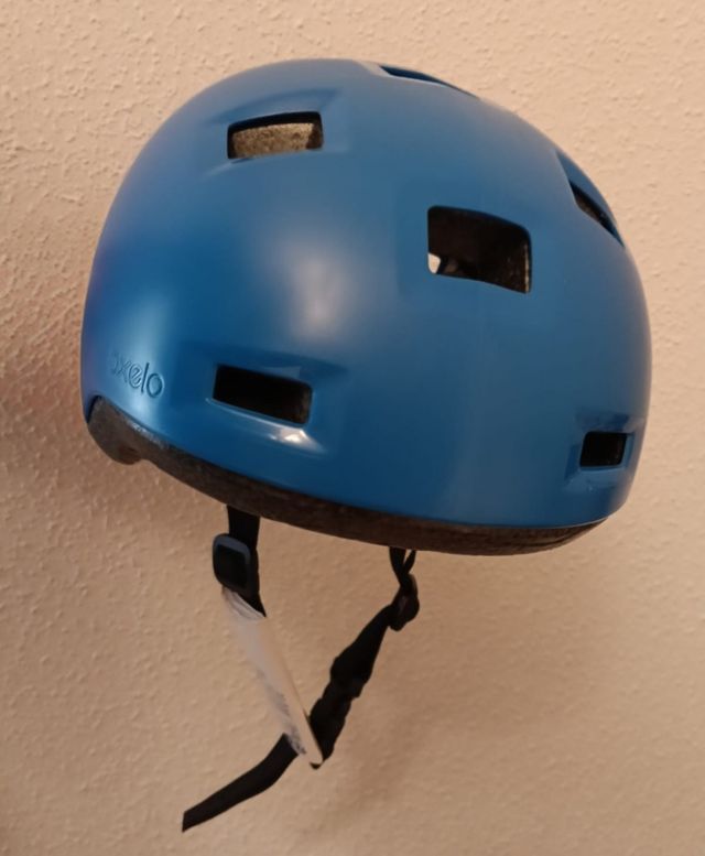 Casco NUEVO bici niño talla S (52-54cm)