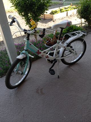 Bicicleta niña 18" usada dos veces,como nueva