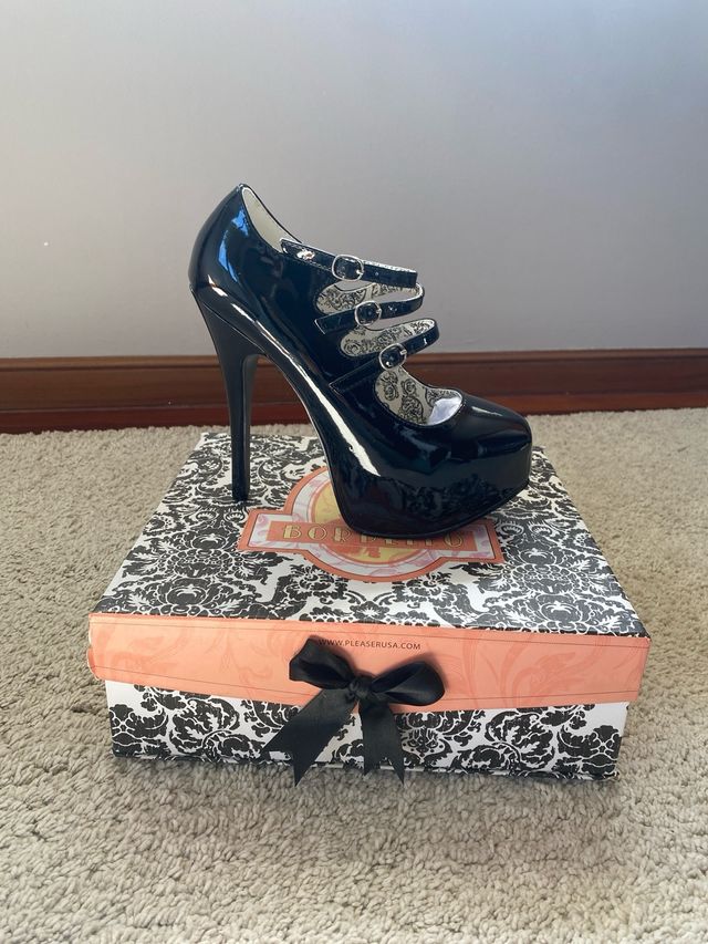 Tacones Bordello negros - NUEVOS