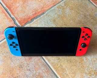 Nintendo Switch OLED Blu/Rossa