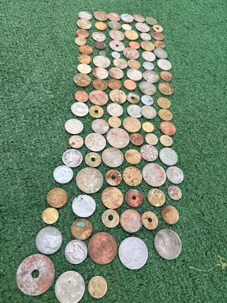 Monedas antiguas variadas