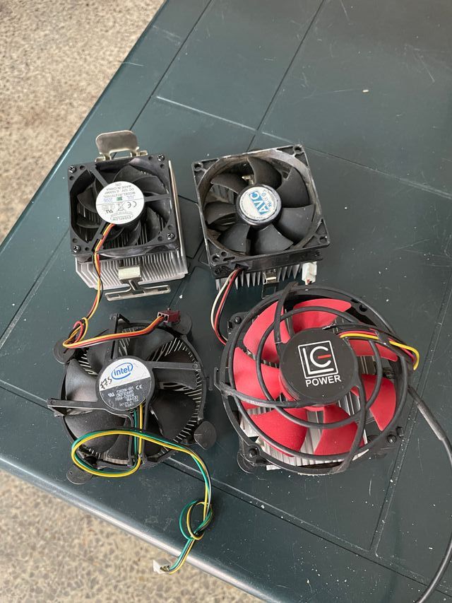 DISSIPATORI AD ARIA PER CPU INTEL