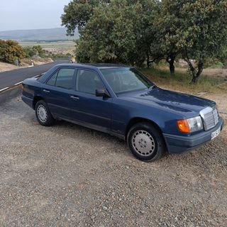 Mercedes-Benz 300D  1988