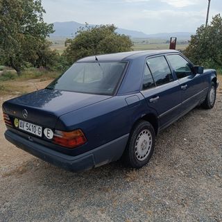 Mercedes-Benz 300D  1988