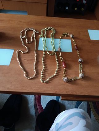 Collares fantasía dorados y marrón