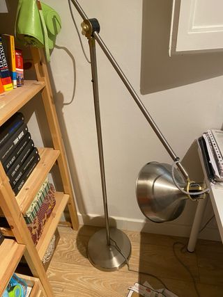 Lampara pie Ranarp Ikea - metal
