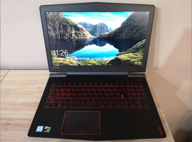 Portátil Lenovo 15.6