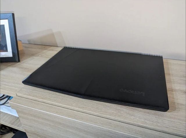 Portátil Lenovo 15.6