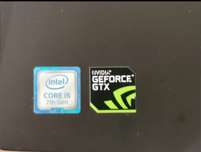 Portátil Lenovo 15.6