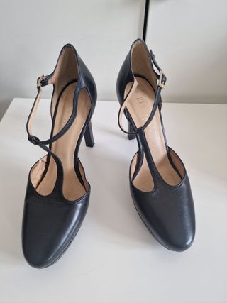Zapatos ZENDRA negros, talla 39