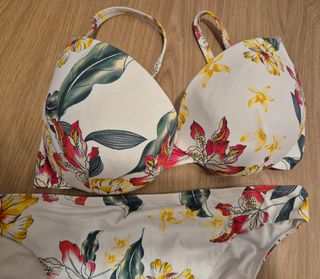 Bikini Etam floral blanco T.M