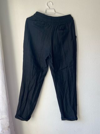 Pantalones tobillero Massimo Dutti negros