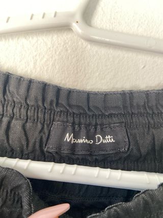 Pantalones tobillero Massimo Dutti negros
