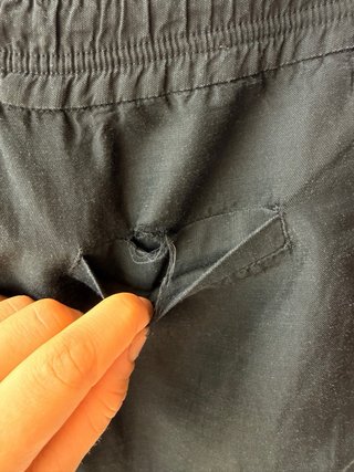 Pantalones tobillero Massimo Dutti negros