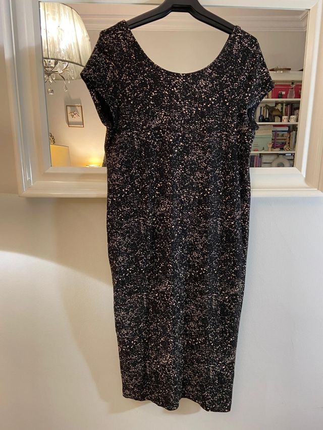 Vestido midi negro con estampado