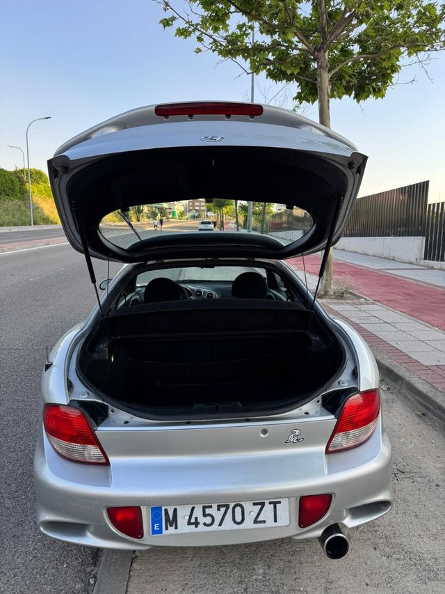 Hyundai Coupe 2000