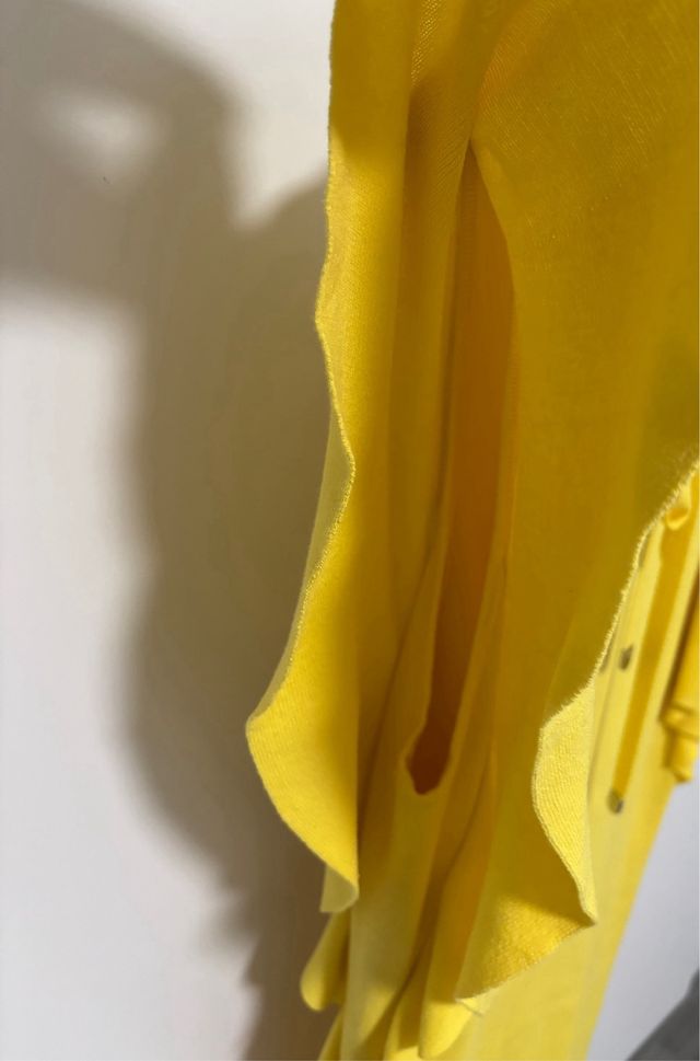Vestido Amarillo con volantes