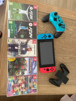 Nintendo Switch Azul/Rojo - FIFA 23, 24, etc
