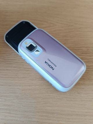 Nokia 6MP - móvil rosa para reparar