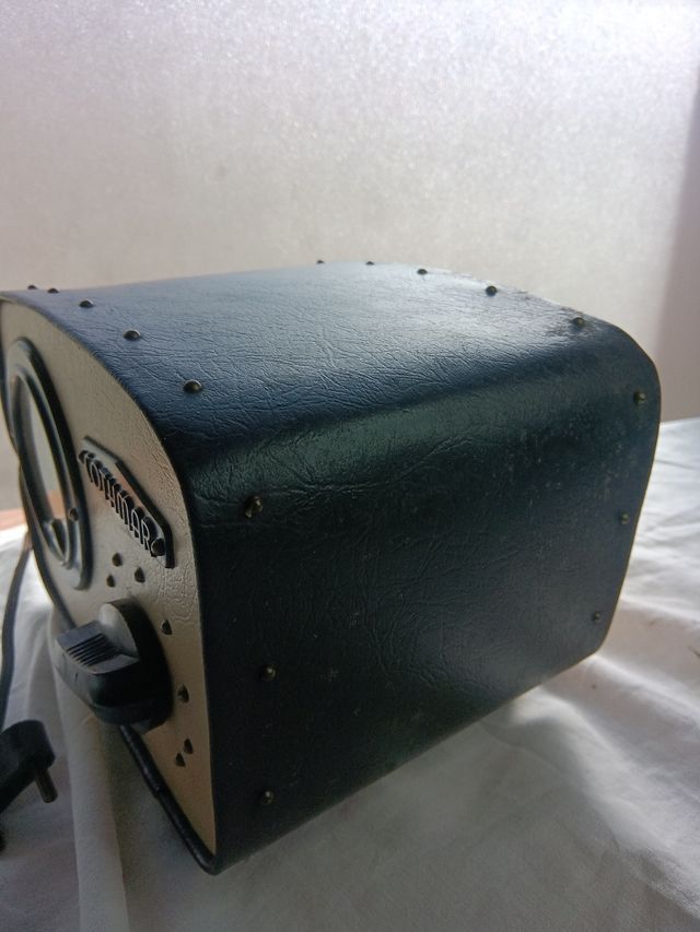 Voltímetro antiguo Contax Peso 3,500 kg.