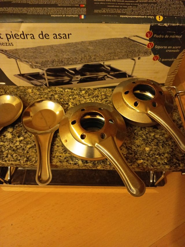 Piedra asar de mármol. Con dos quemadores. salud