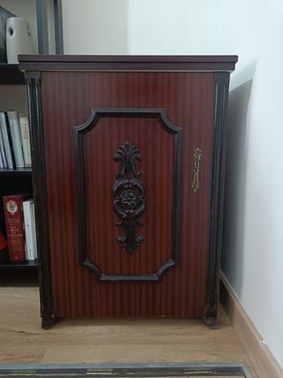 Máquina de coser Alfa Antigua