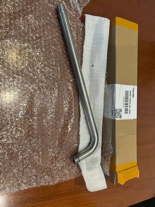 Tubo ducha metalico plateado,nuevo