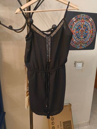 Vestido negro Mango 