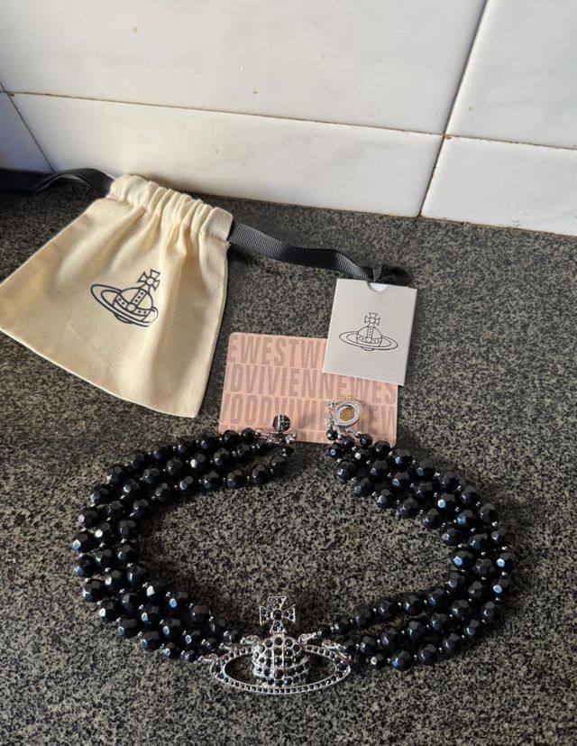 Collana Vivienne Westwood nera