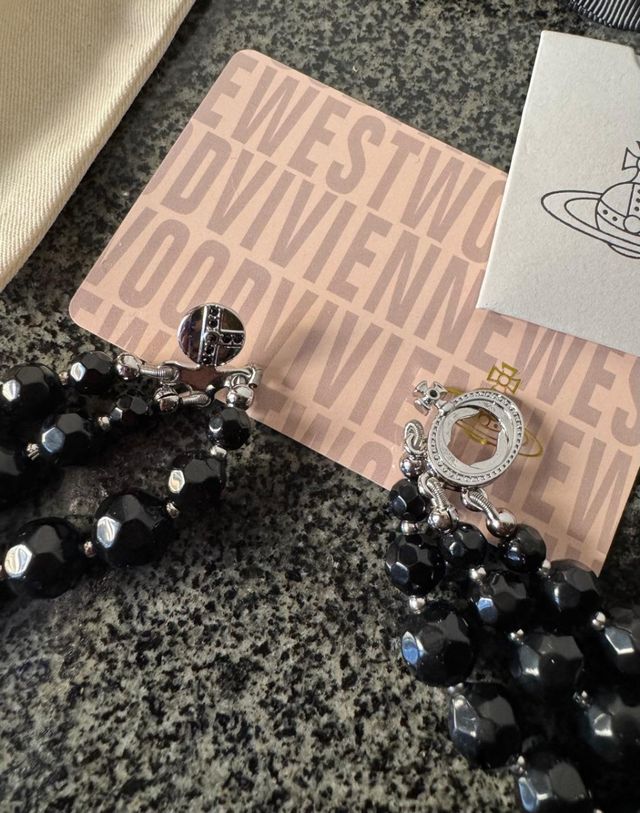 Collana Vivienne Westwood nera