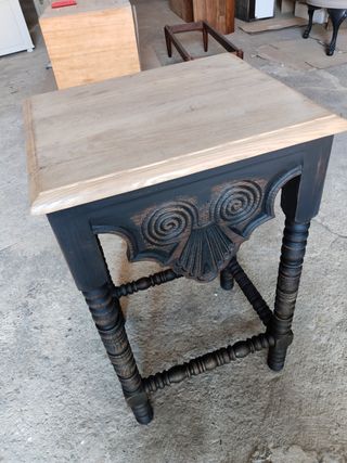 2 Mesas de Cabeceira - Estilo Rústico