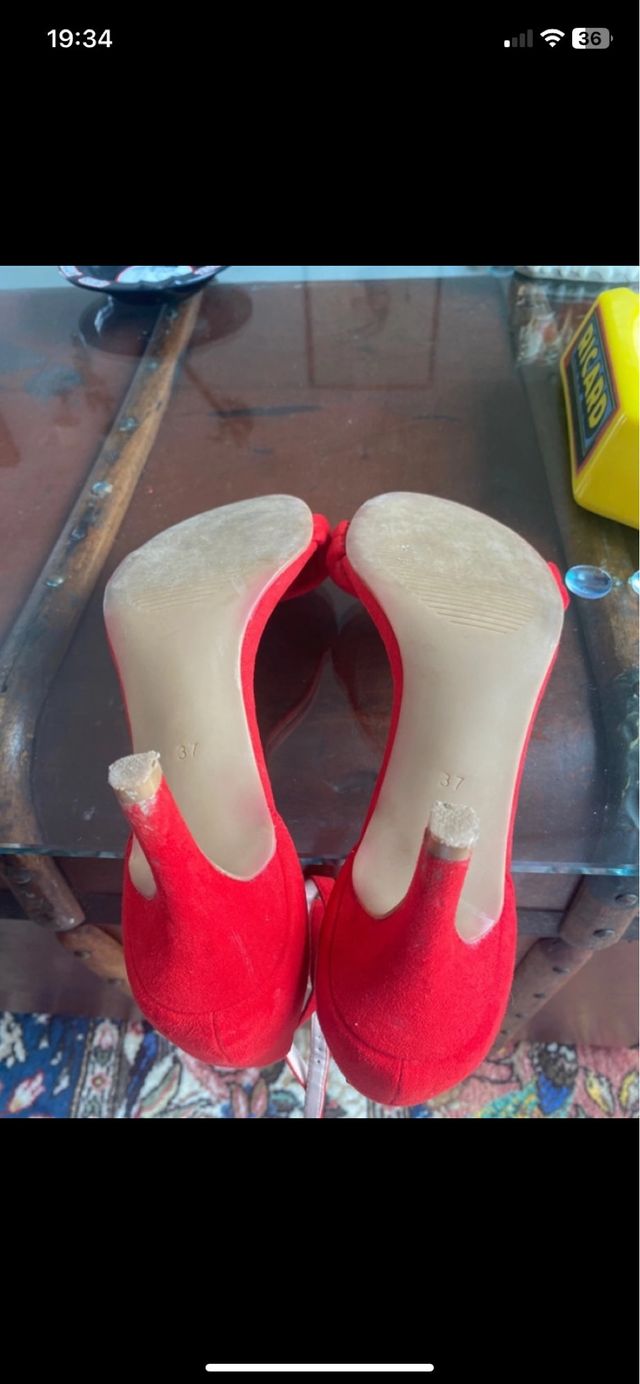 Sandalias rojas H&M tacón