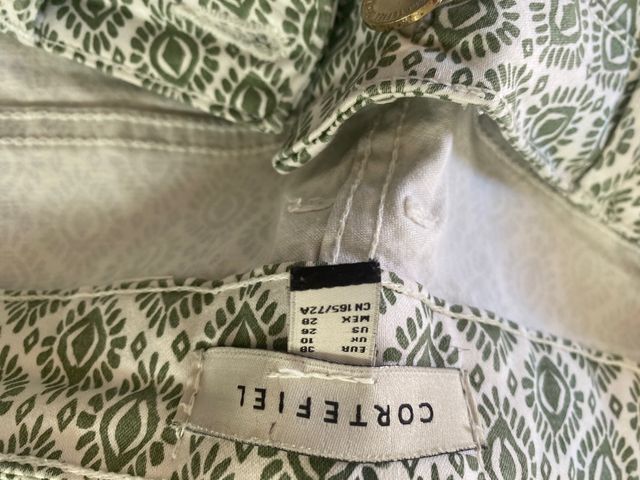 Pantalones Cortefiel - Verde Oliva y Blanco