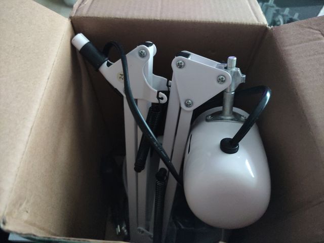 Lampara escritorio Fabrilamp Rutilo blanca