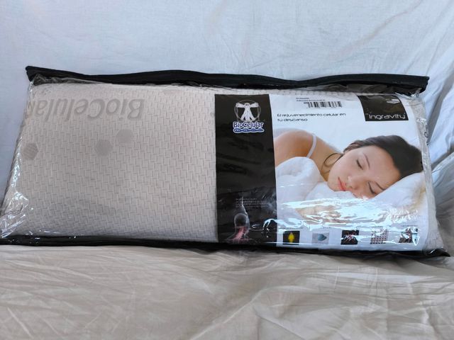 Almohada Ingravity Biocelular - 90cm
