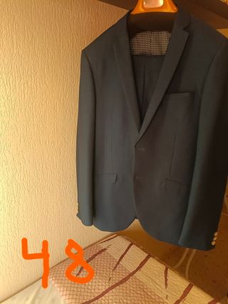 Traje chaqueta azul marino