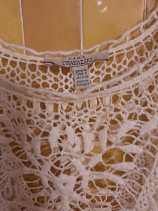Top encaje Zara Trafaluc T-S