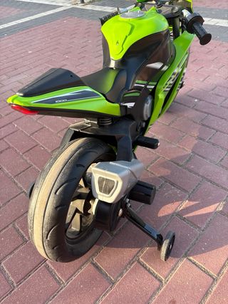 Moto eléctrica Kawasaki bebes