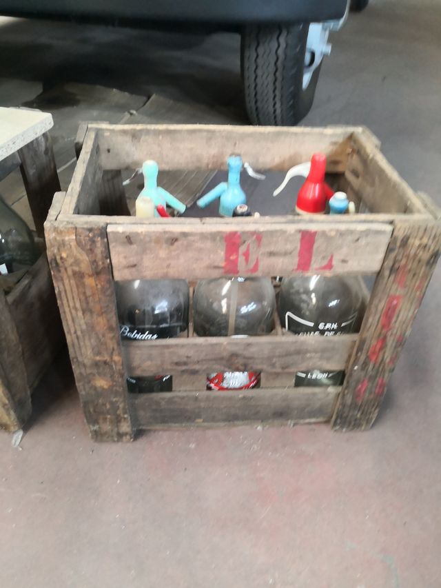 200 sifões de gás antigos