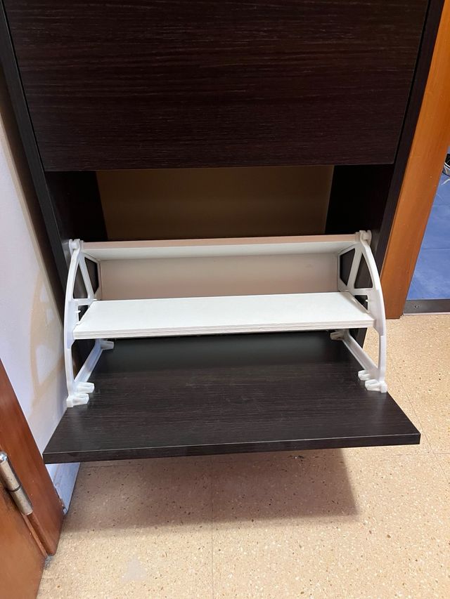 Sapateiro Ikea marrom - Madeira