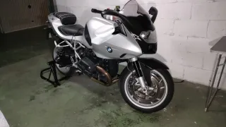 BMW R1200S - Moto deportiva
