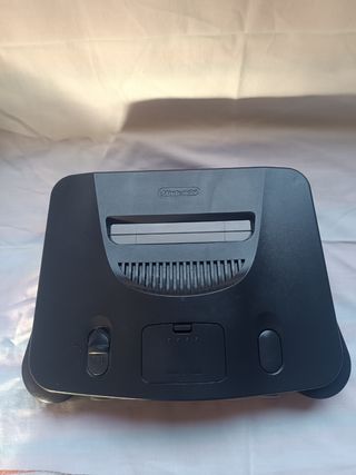 Nintendo 64 PAL EUR. Excelente.