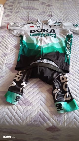 Equipaciónes Ciclismo 
