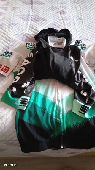 Equipaciónes Ciclismo 