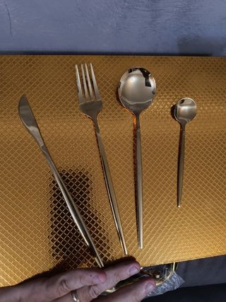Set Posate Oro - 24 Pezzi