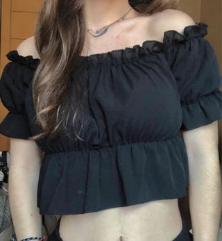 Blusa negra Shein - hombros descubiertos - talla S