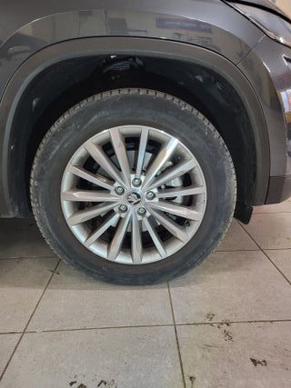 Llantas Skoda Trinity 18" con neumáticos 235/55/18