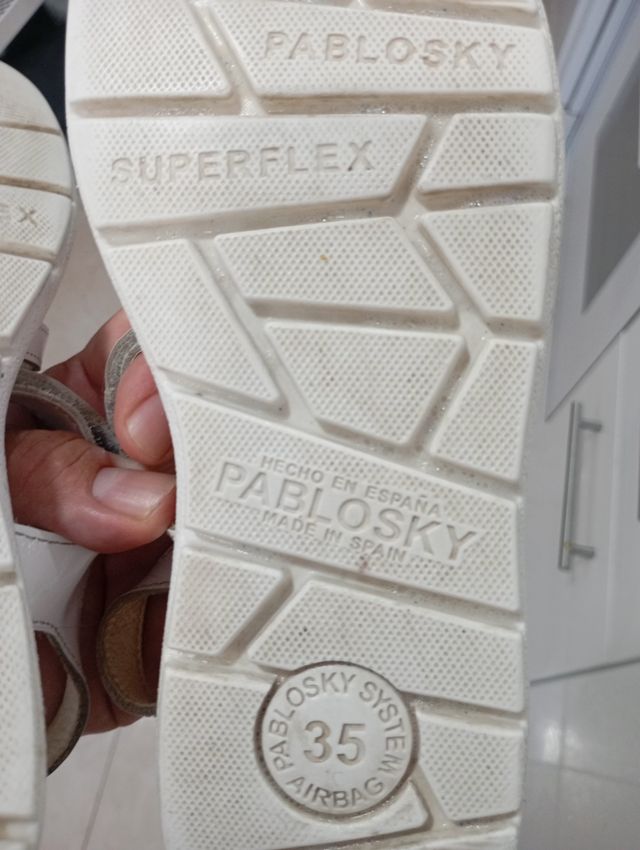 Sandalias Pablovsky blancas, talla 35