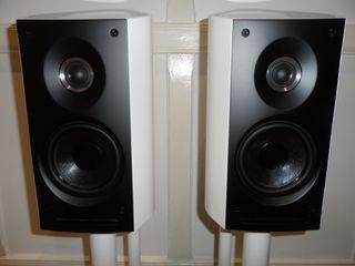 Sonus Faber Venere 1.5 +soportes Atacama  a medida